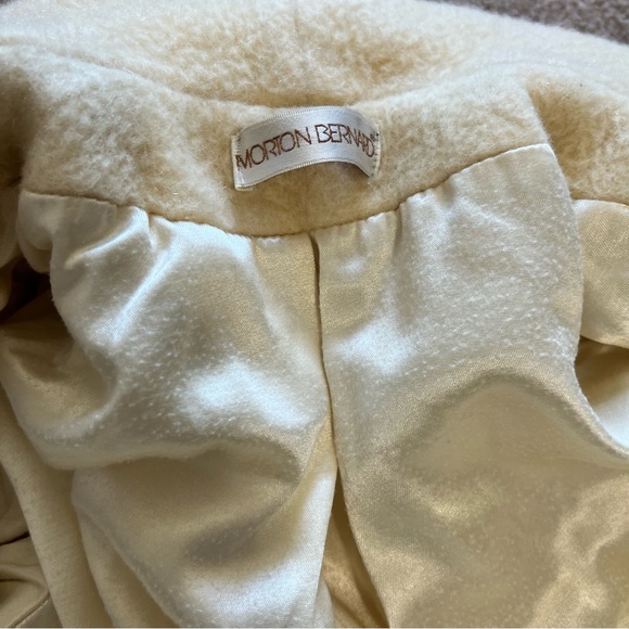 Vintage Saks Fifth Avenue Ivory Coat - Picture 4 of 15